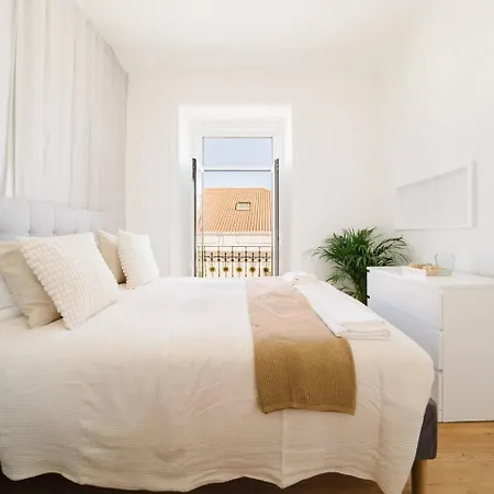 Appartement 4Br Alfama Gem Cruise Ship Views Sleeps 11