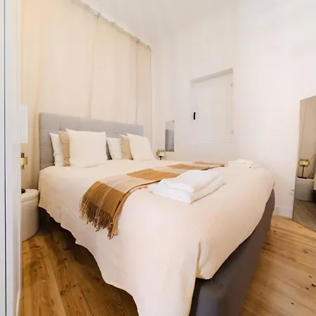 Appartement 4Br Alfama Gem Cruise Ship Views Sleeps 11 Lisboa