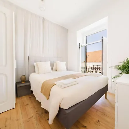 Daire 4Br Alfama Gem Cruise Ship Views Sleeps 11 Lisboa